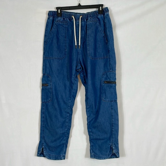 Pilcro Denim - Pilcro Jeans Size L Relaxed Fit High Rise Pull On Cargo Denim EUC Worn Once